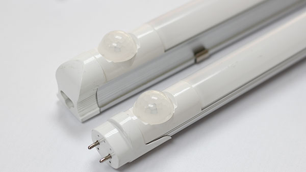 一點照明車庫感應燈廠家科普：T8燈管和T5燈管的區別